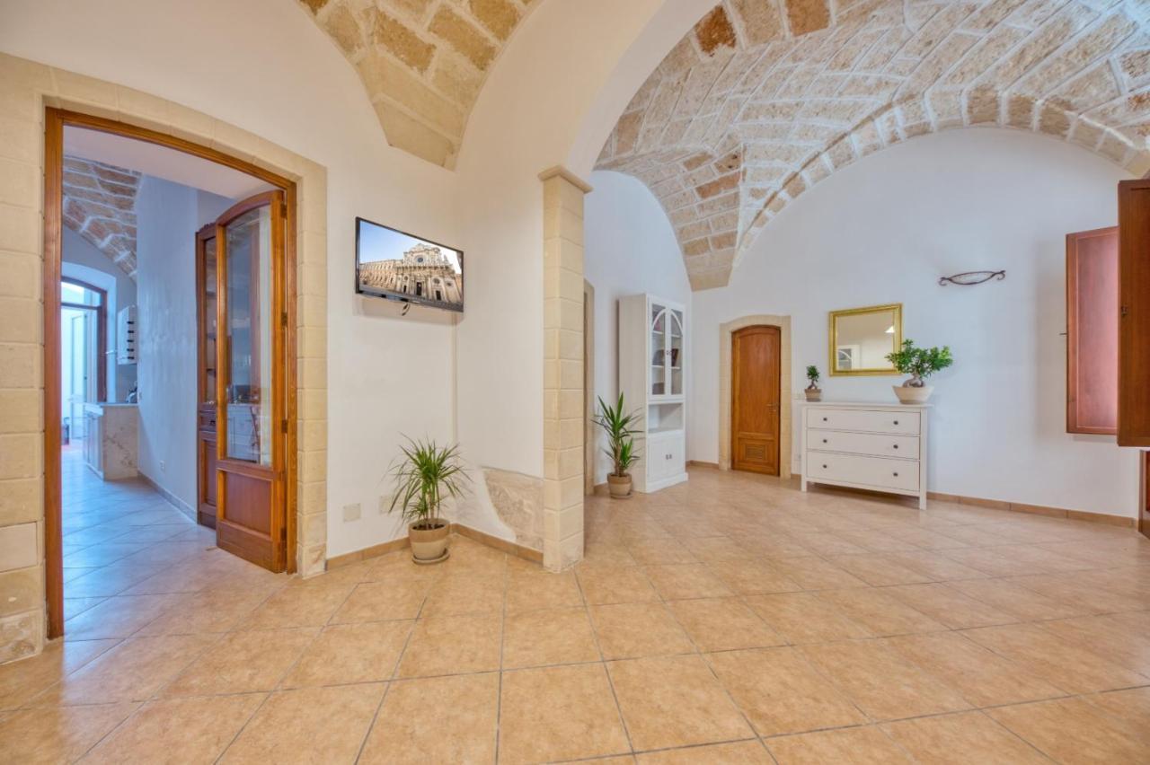 Corte Anibaldi Apartment Lecce Luaran gambar